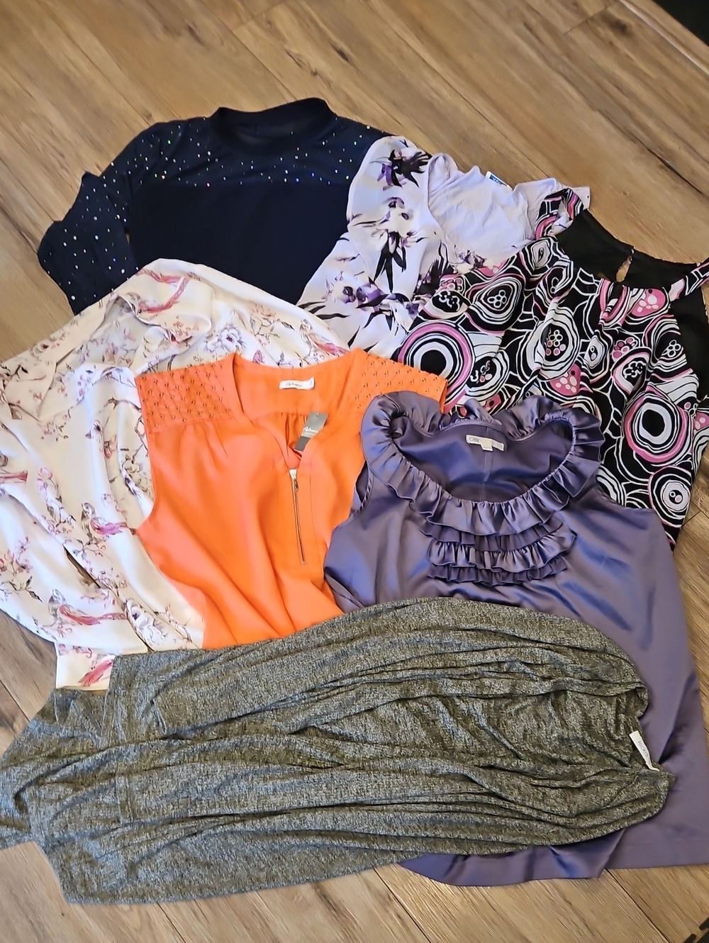 7 PIECE WOMEN’S CLOTHING BUNDLE | XL–2XL | TOPS + BLOUSES